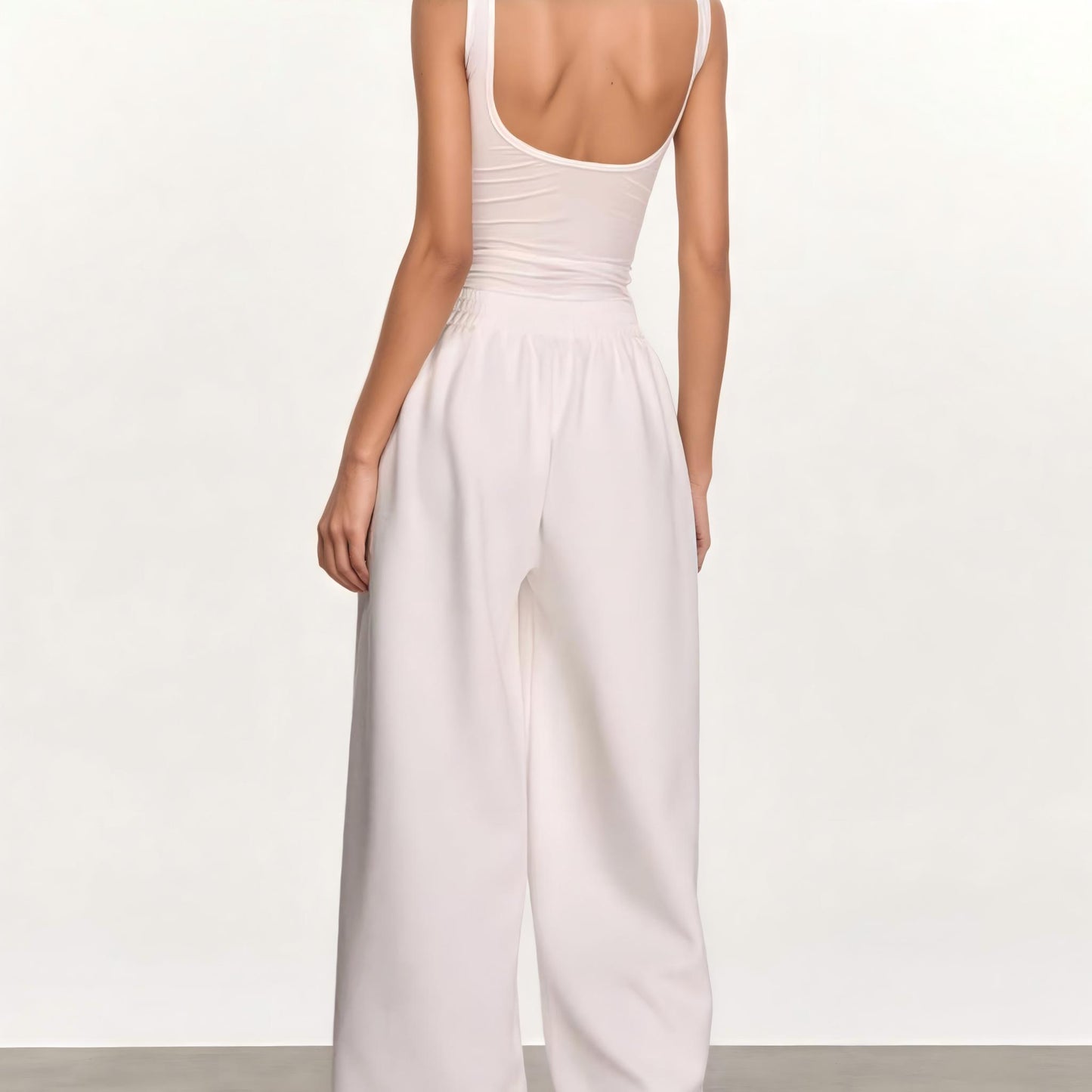 Backless sports vest